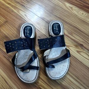 b.o.c. Black and Tan Strappy Sandals